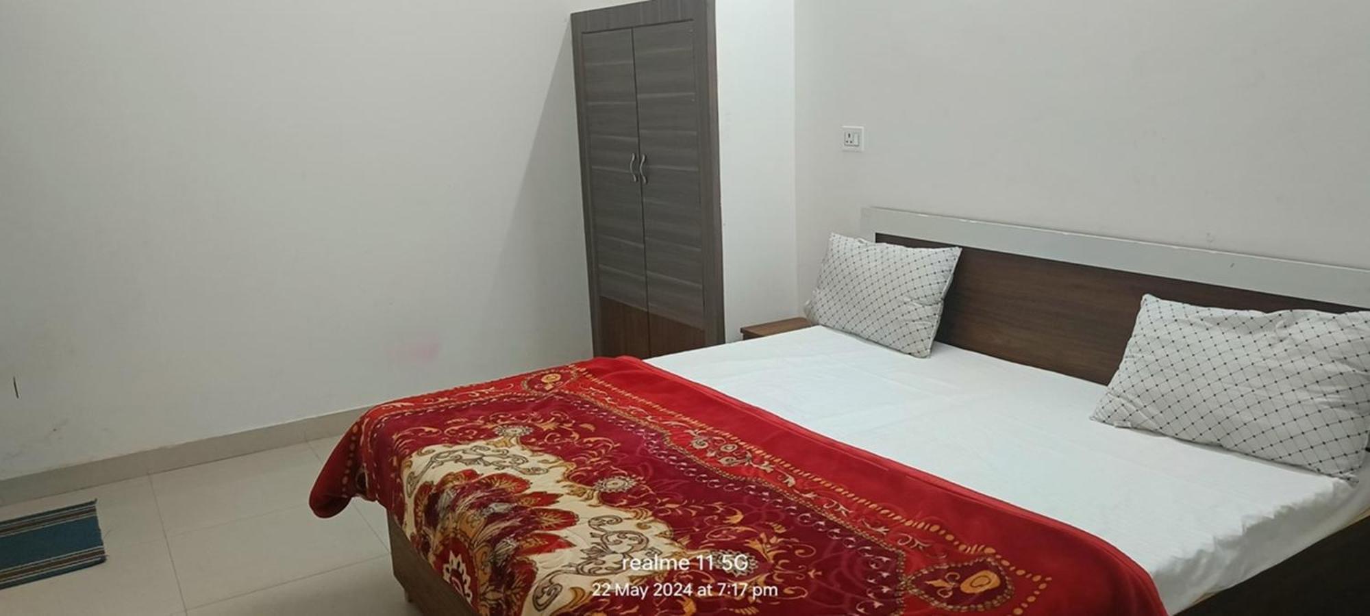 Geeta Dham Hotell Vrindāvan Exteriör bild