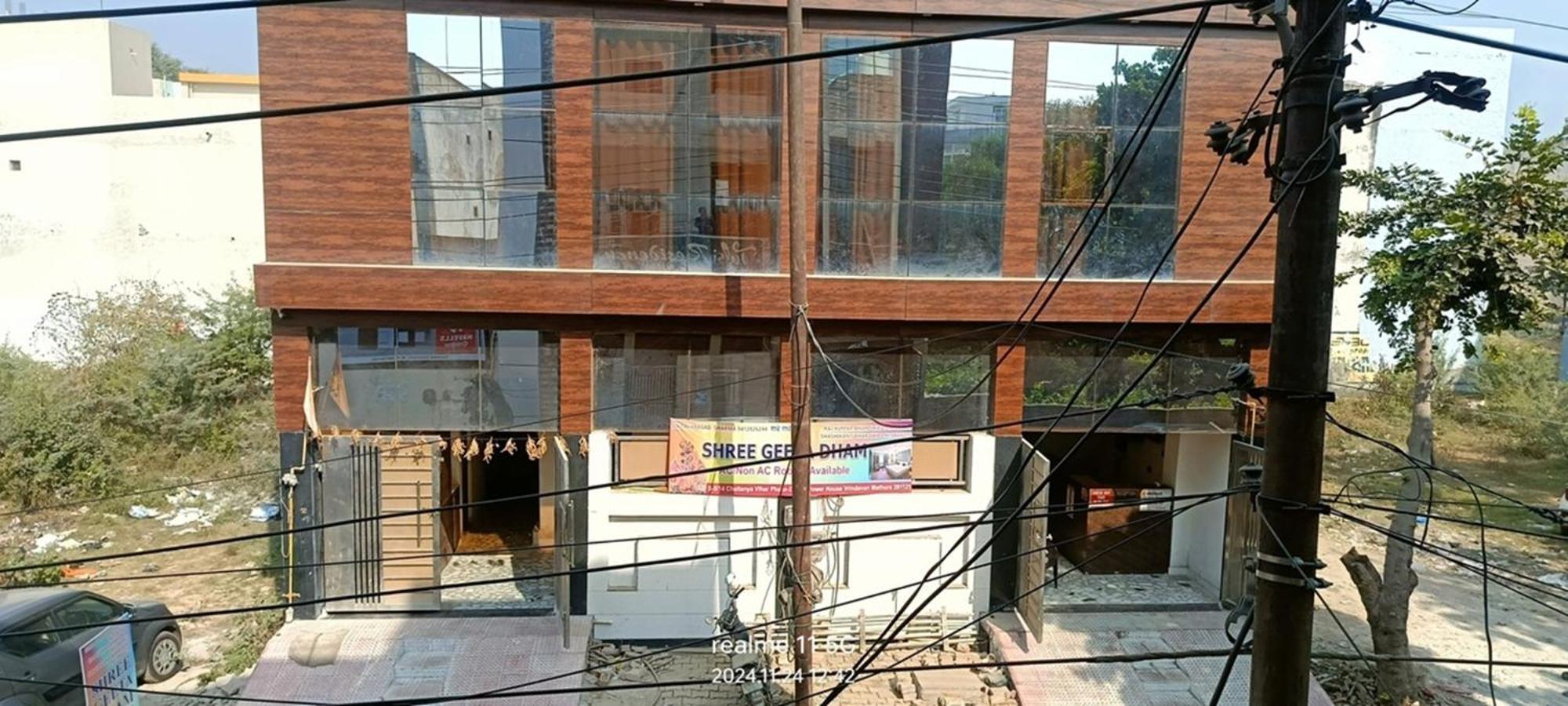 Geeta Dham Hotell Vrindāvan Exteriör bild